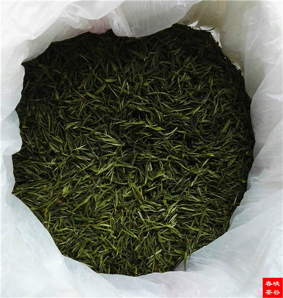 洪忠佩:唤醒一碗茶